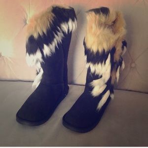 Feather booties